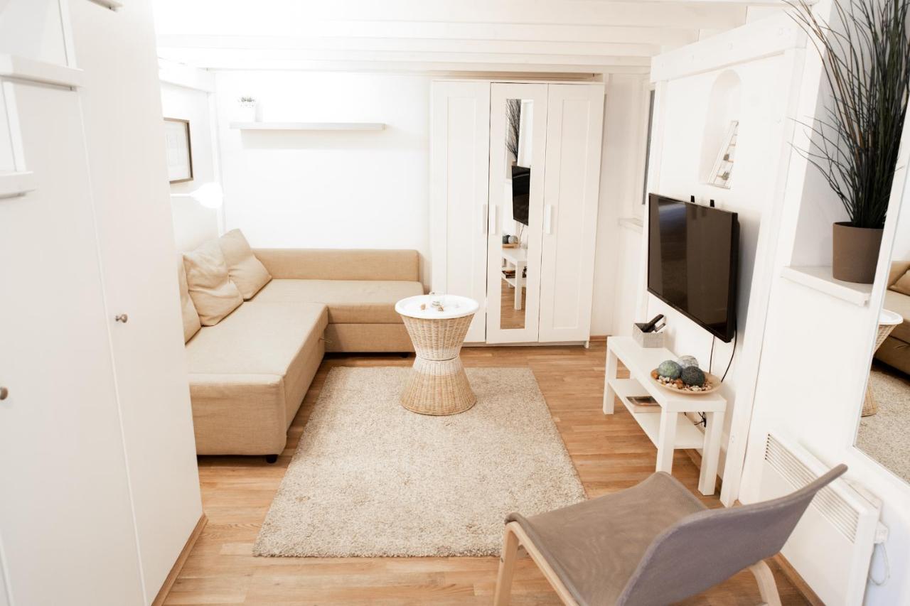 N28 Studio Apartment In Andrassy Boulevard. ブダペスト エクステリア 写真